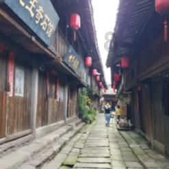 豪华动感,领先科技,掌控未来路。奥迪SQ7:尽显卓越品质